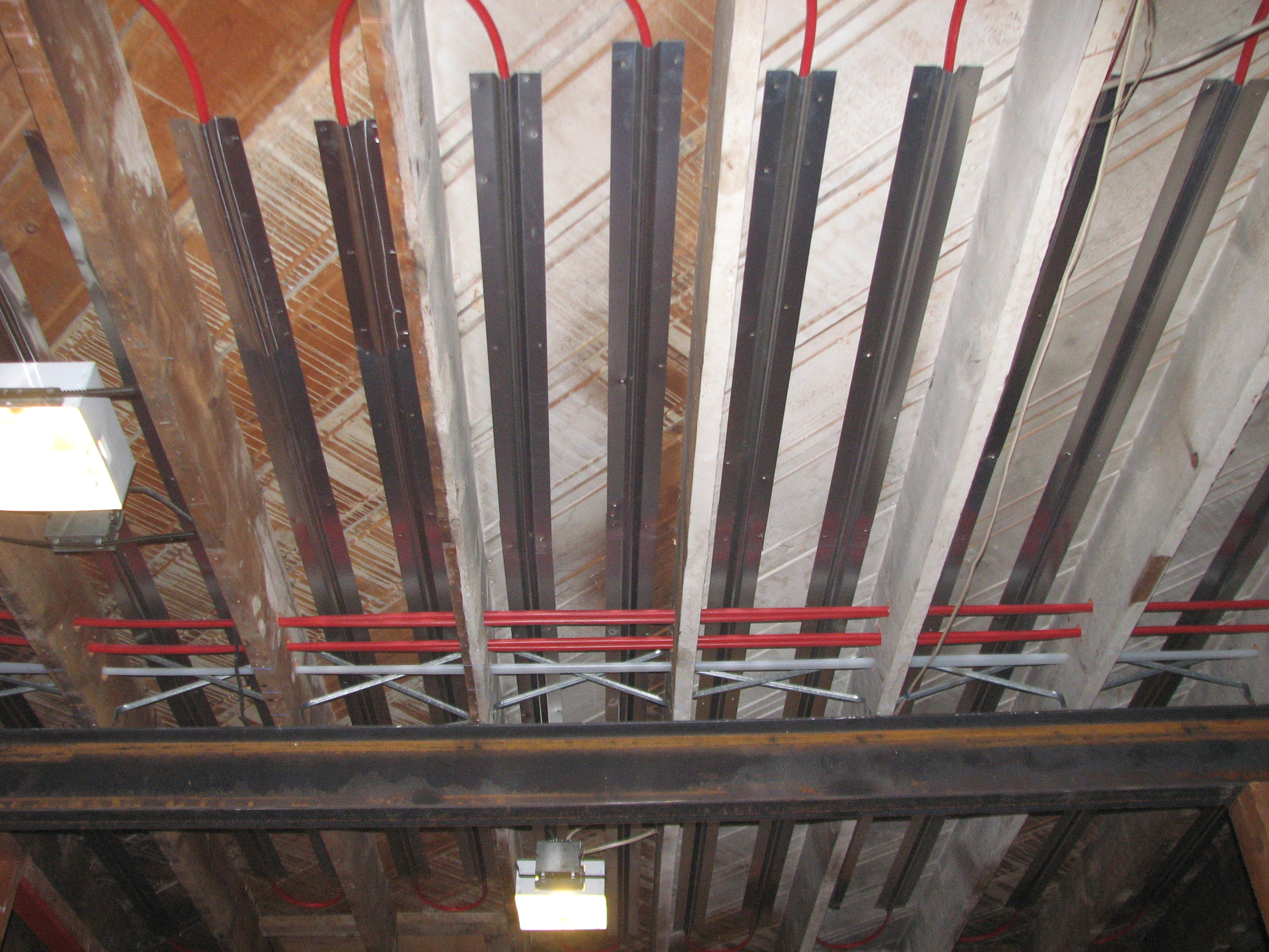 Staple-Up Pex Tubing - Radiant Heat Flooring 5 - Bend Heating - Bend Pex Tubing For Radiant Floor Heating